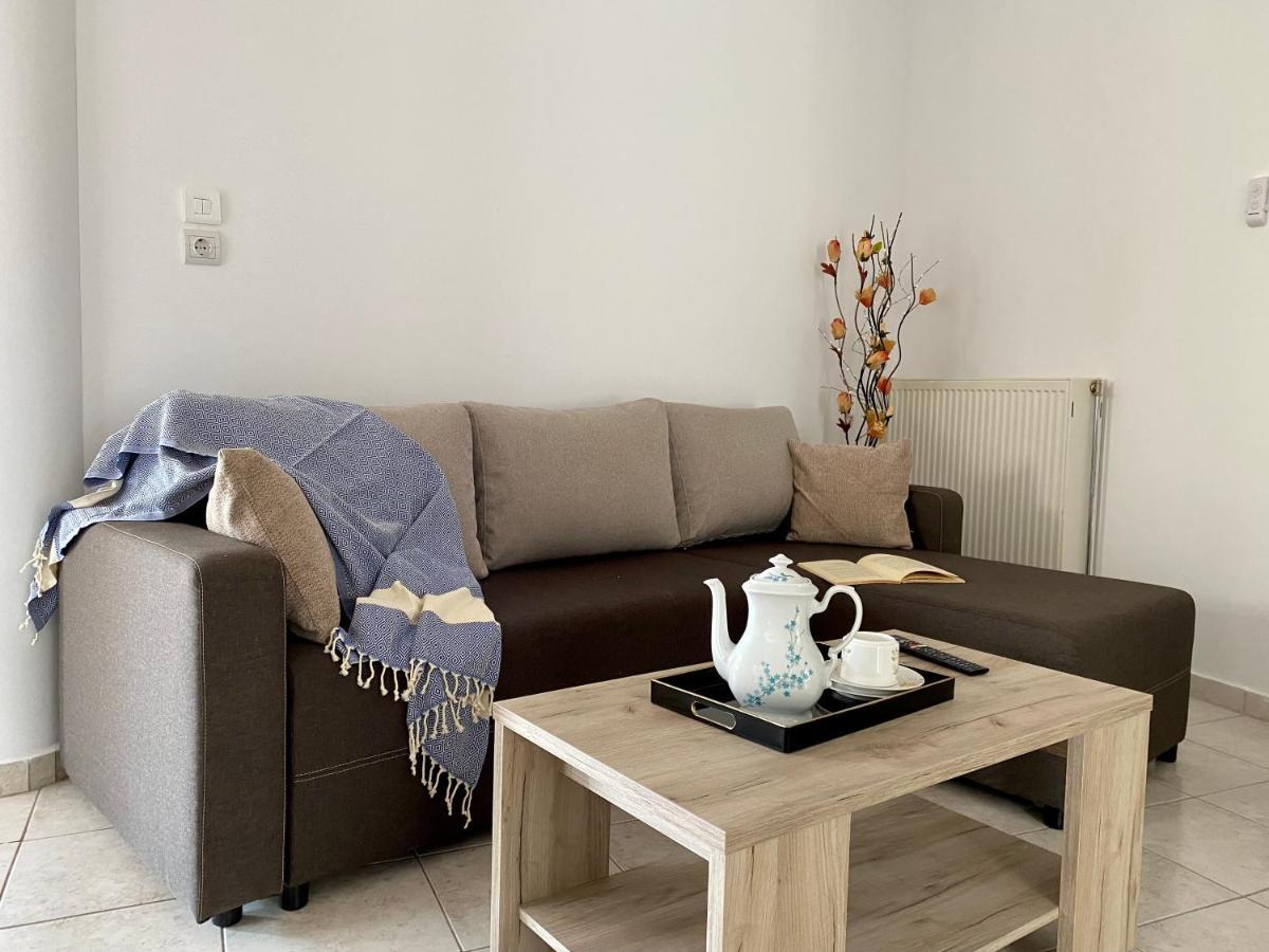 Peaceful Apartment, In The Nature, With Yard "3" Zipárion Екстериор снимка